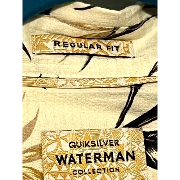 Quicksilver Waterman Regular Fit Hawaiian Shirt Size XL - Picture 4 of 7